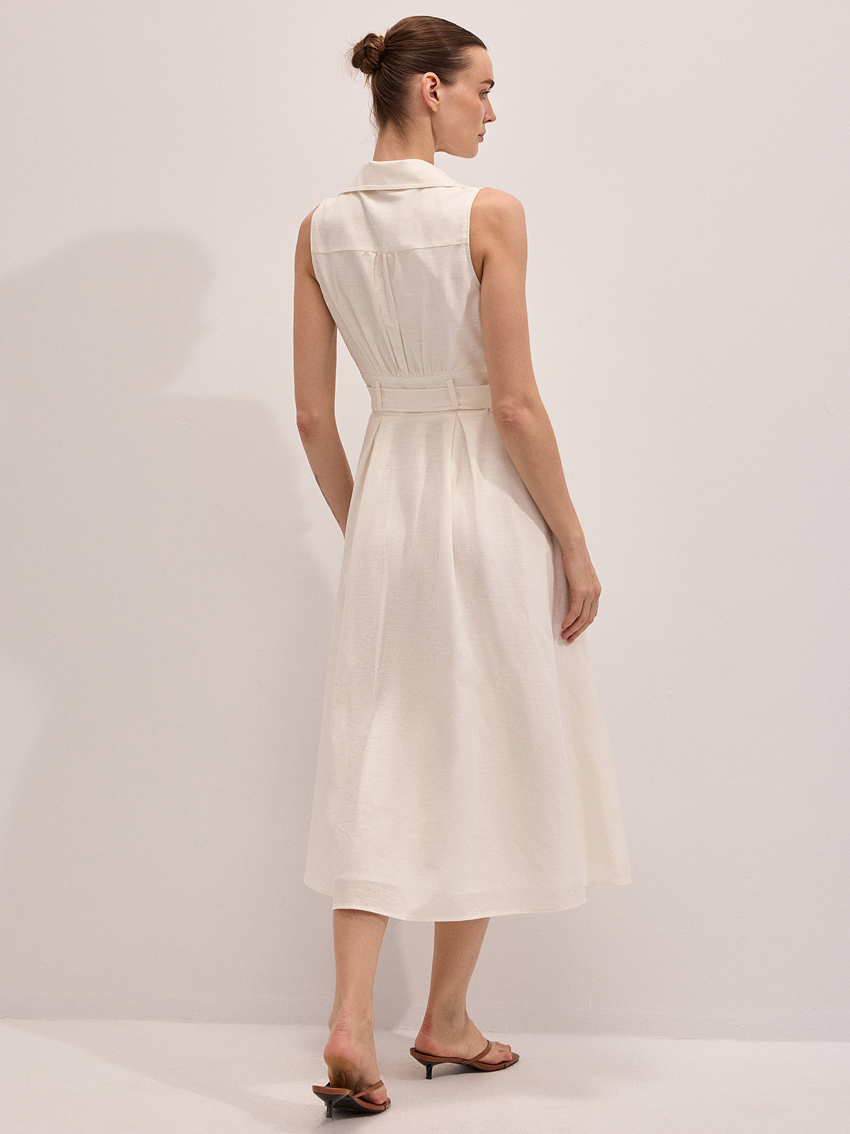 Ruœgy Robe Midi Ceinturée en Lin Sans Manches Femme