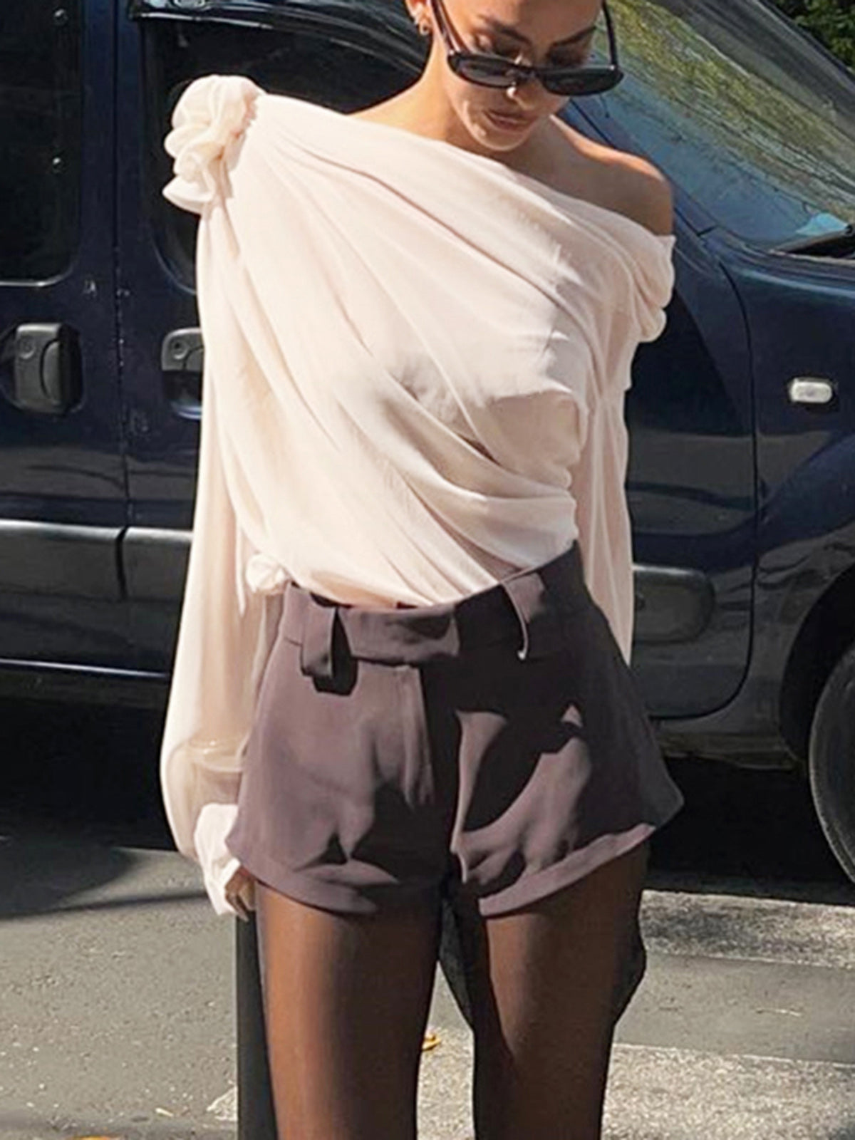 Ruœgy One Shoulder Chiffon Blouse