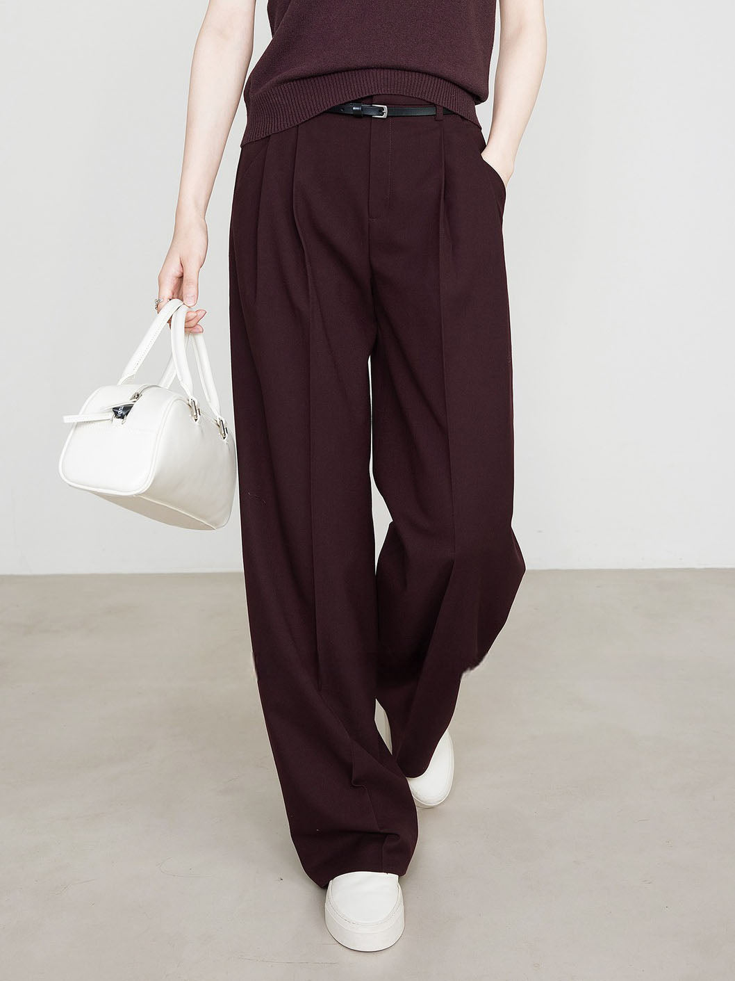 Ruœgy pantalon à pinces femme coupe droite Femme