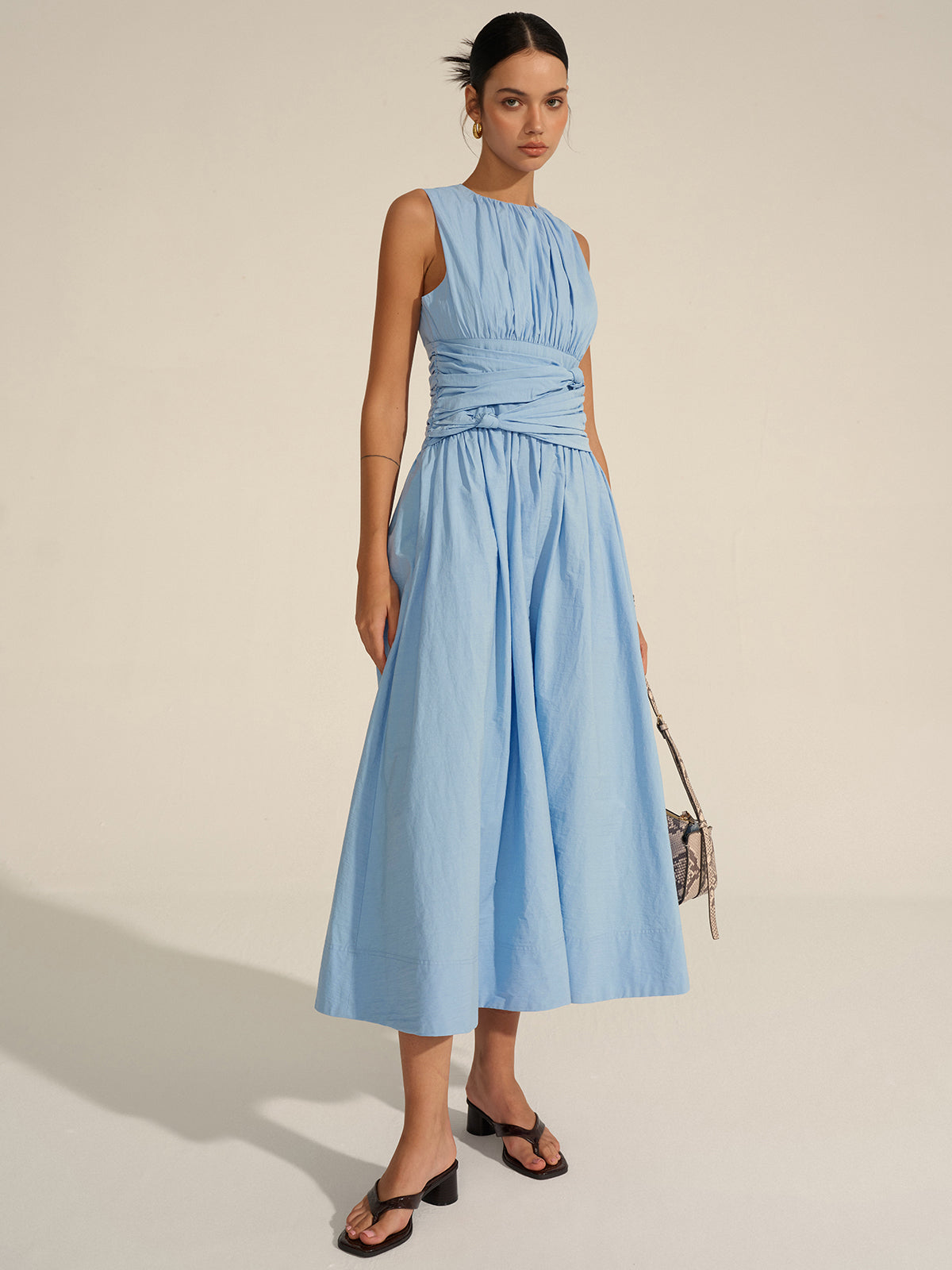 Ruœgy Robe Longue Bleue Sans Manches Femme