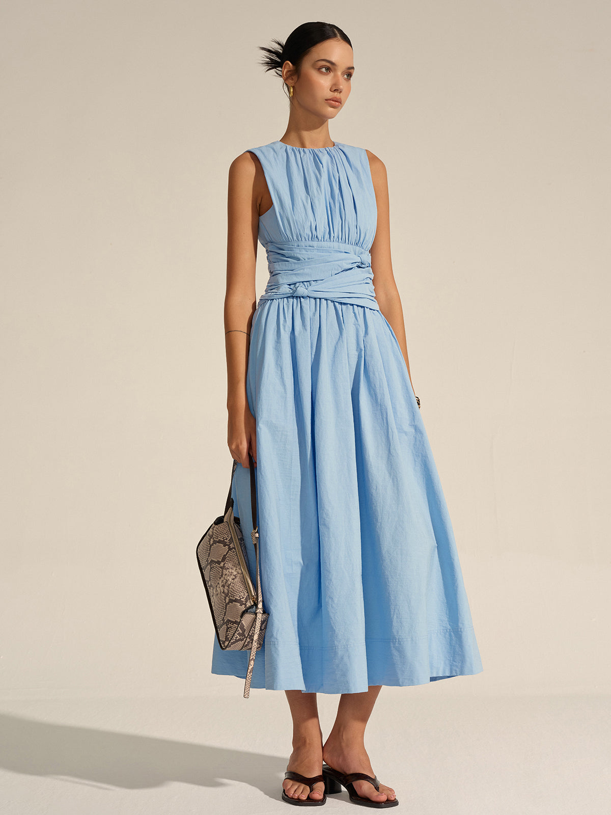 Ruœgy Robe Longue Bleue Sans Manches Femme