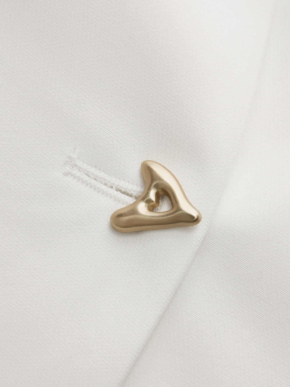 Ruœgy Button Down V Neck Blouse