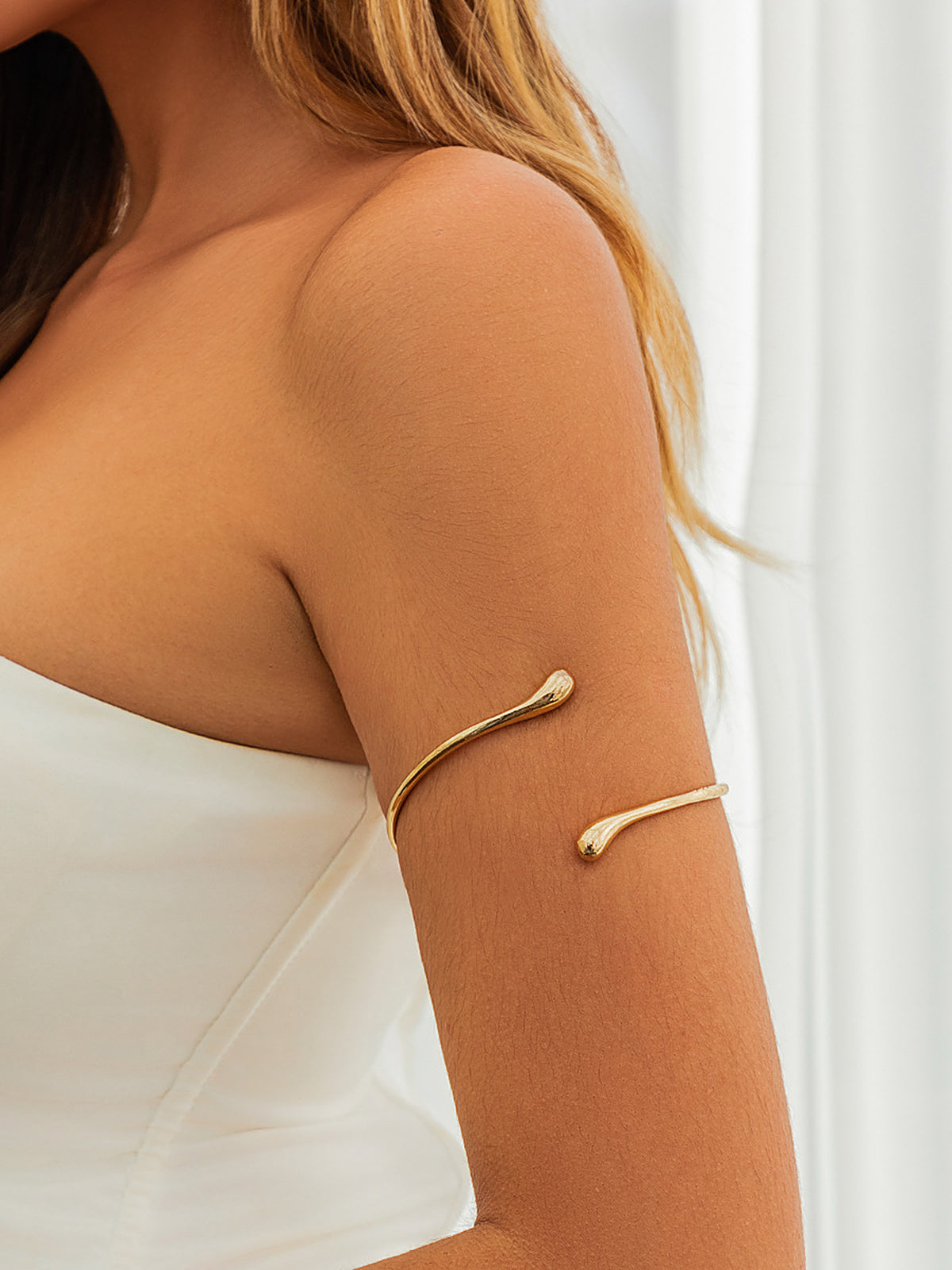 Ruœgy Bracelet de Bras Doré Femme