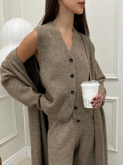 Ensemble Femme 3 Pièces en Maille à Coupe Droite et Design Fendu
