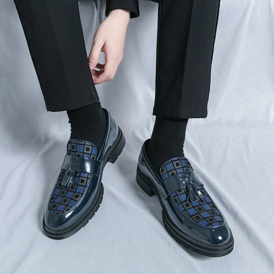 Mocassin à Pompons et Carreaux Homme