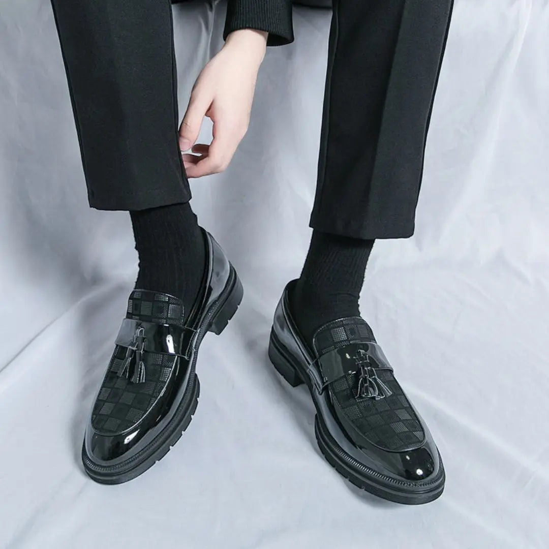 Mocassin à Pompons et Carreaux Homme