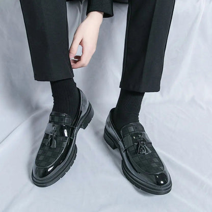 Mocassin à Pompons et Carreaux Homme