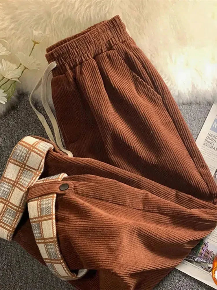 Pantalon Velours Côtelé Coupe Droite Femme