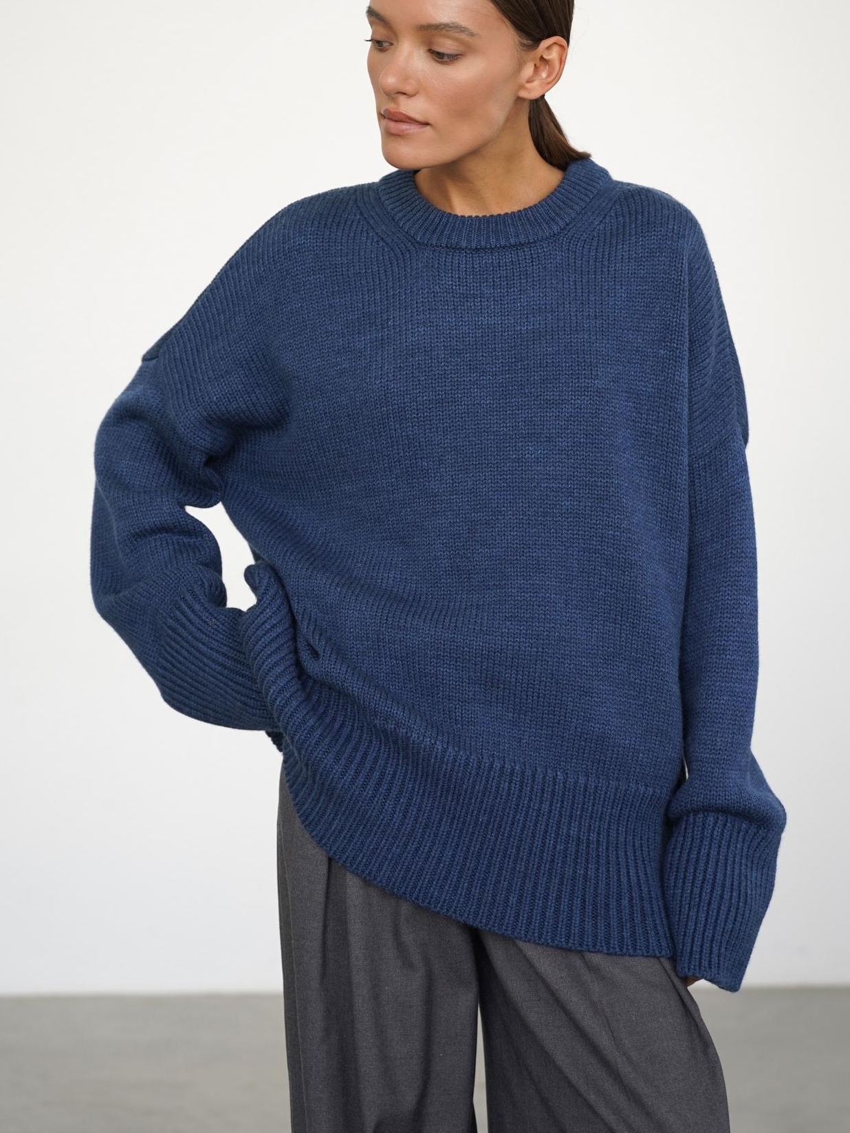 Pull Femme en Maille à Col Rond, Coupe Droite et Élasticité Moyenne