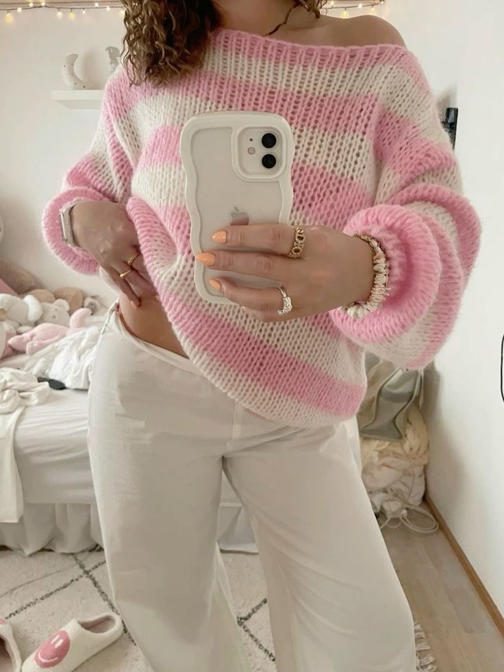 Pull Femme Oversize Rayé Rose en Maille Légère à Poignets Resserrés