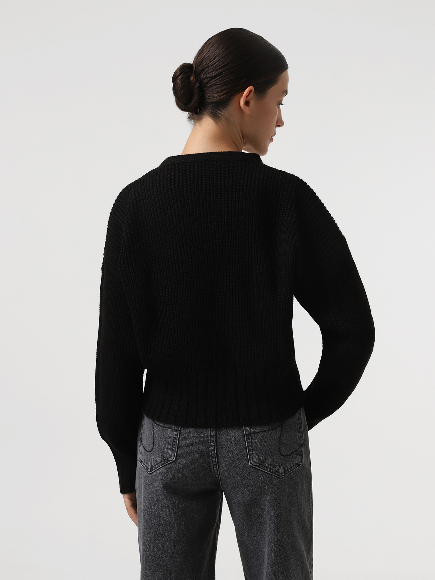 Pull Femme en Maille à Détail Nœud Coupe Ample