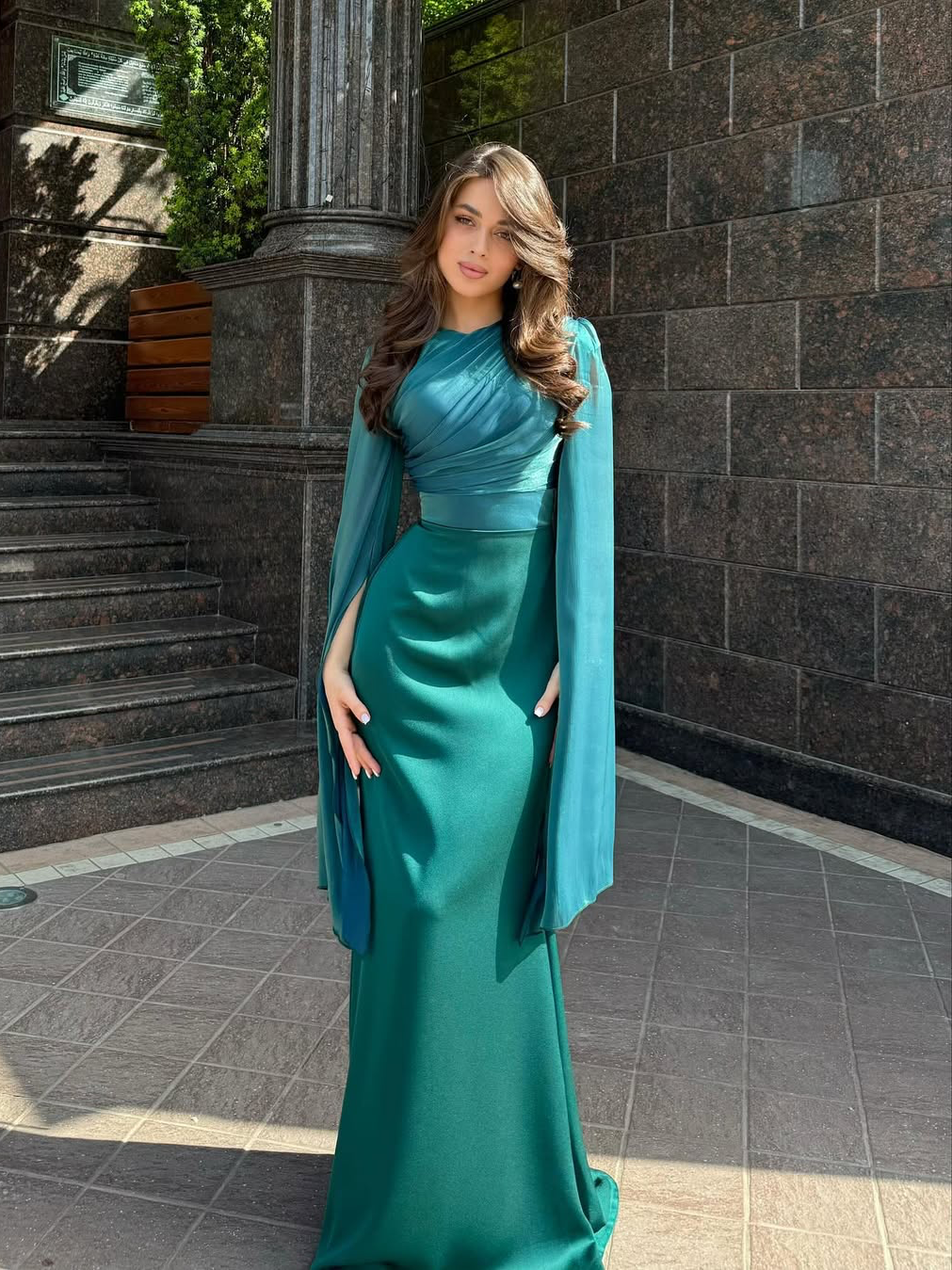 Robe Maxi Femme Plissée à Coupe Ajustée en Tissu Tissé
