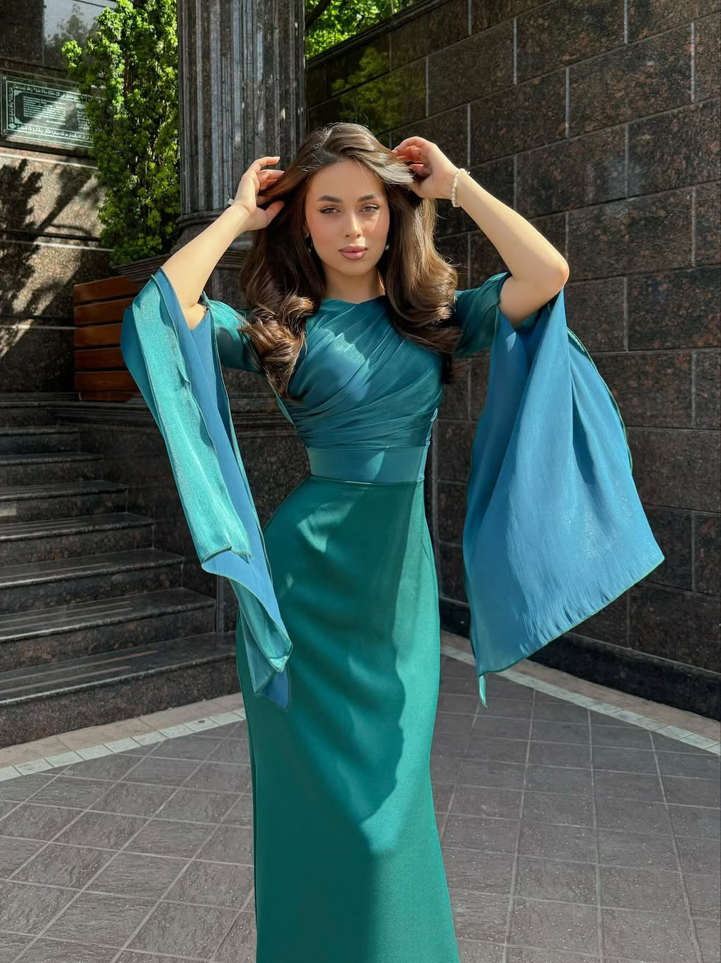 Robe Maxi Femme Plissée à Coupe Ajustée en Tissu Tissé