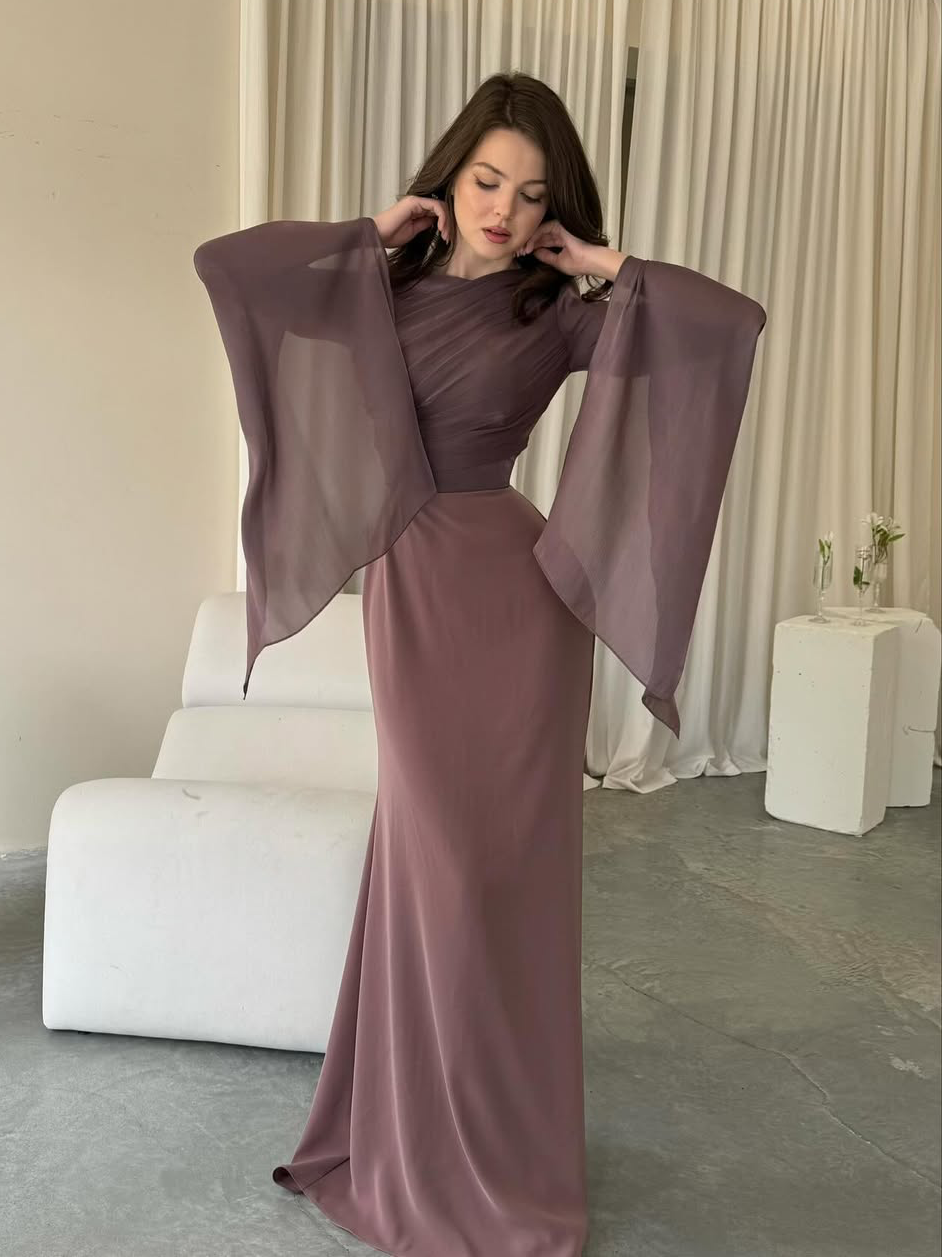Robe Maxi Femme Plissée à Coupe Ajustée en Tissu Tissé