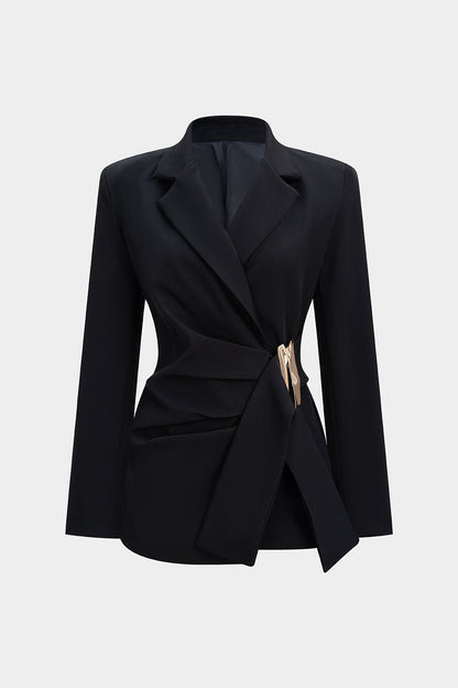 Blazer Femme Asymétrique Cintré à Revers Crantés, Fronces et Ornement Métallique