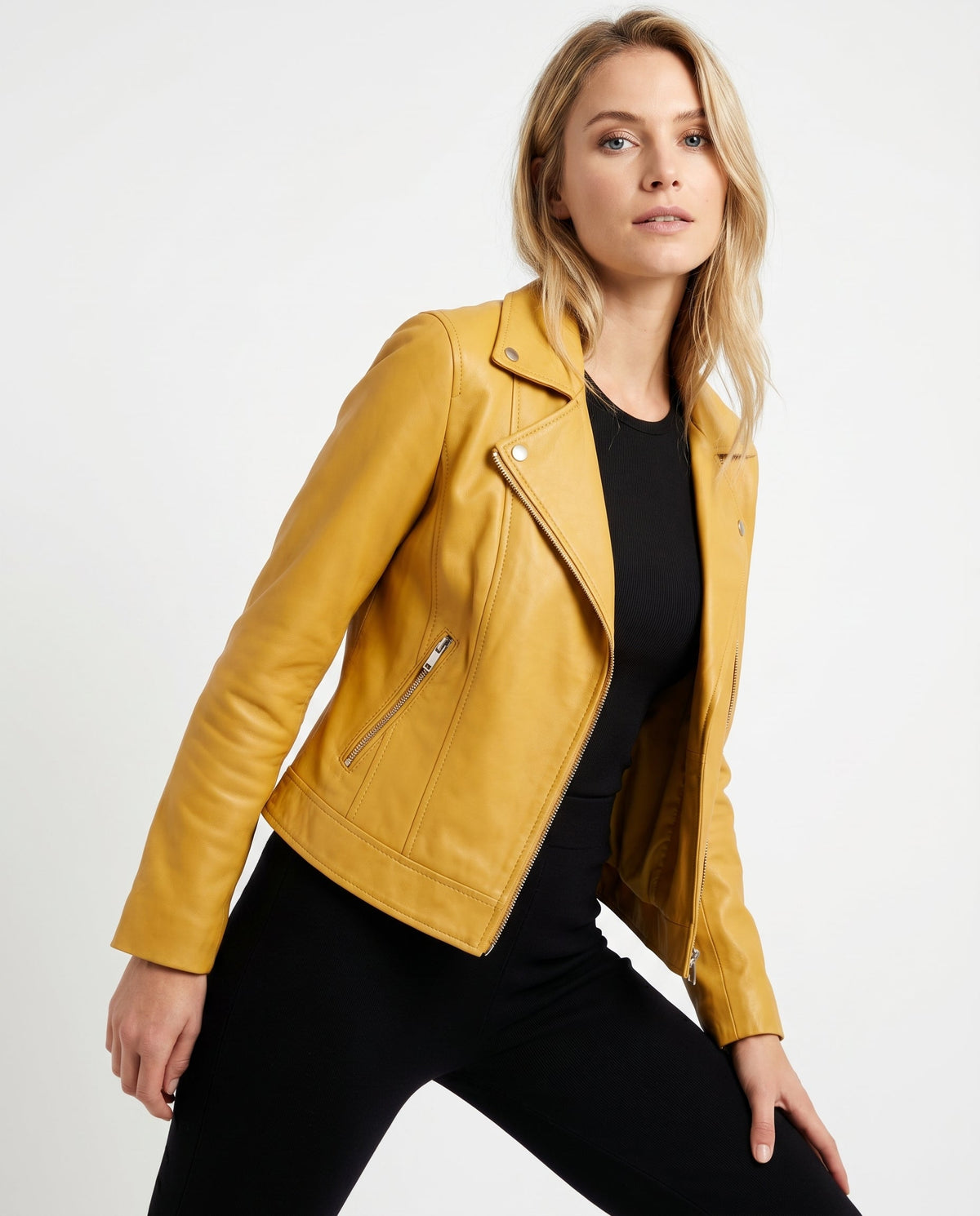 Veste Cuir Cintrée Femme