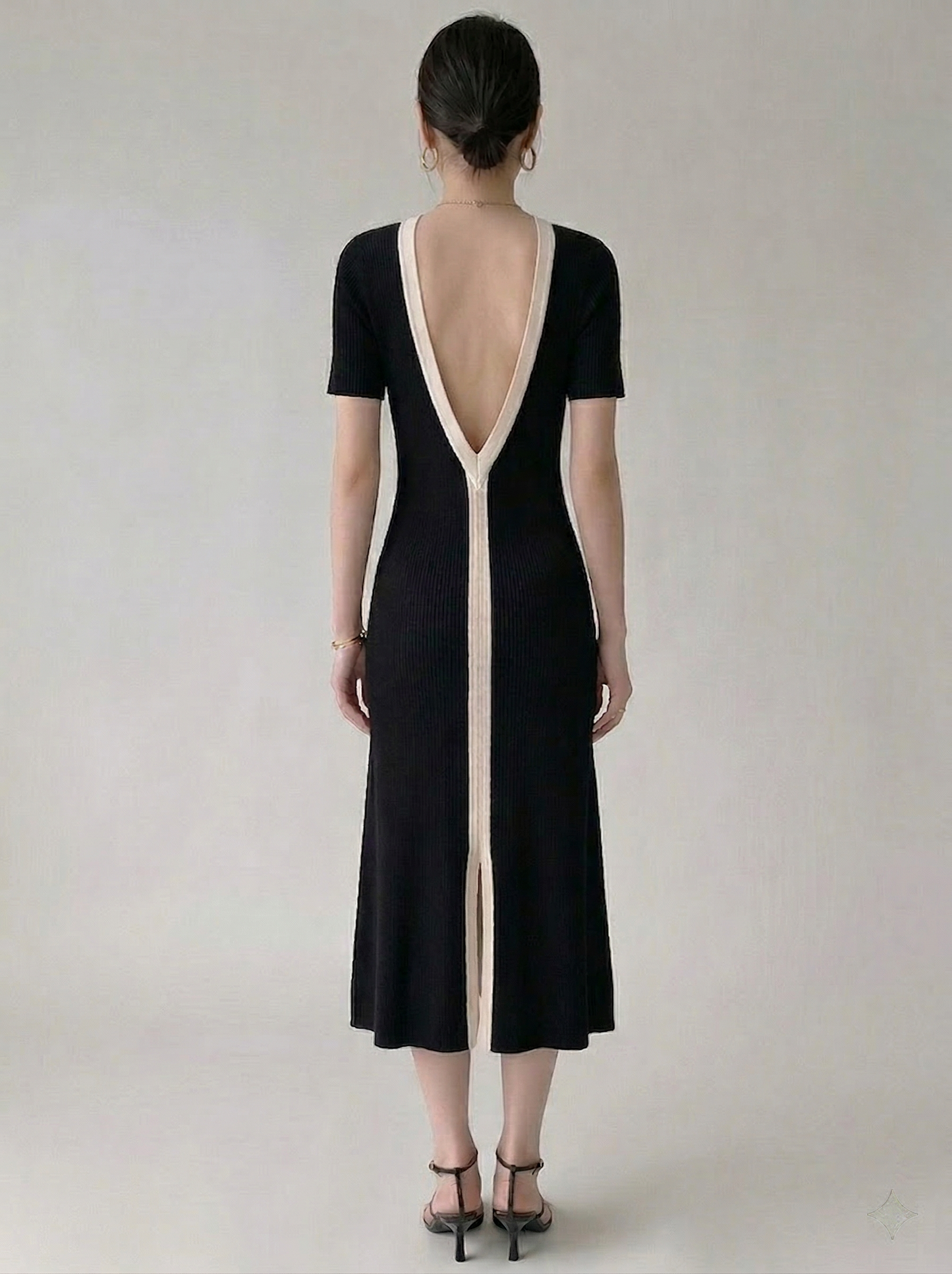 Ruœgy Robe Pull Midi Col V Femme